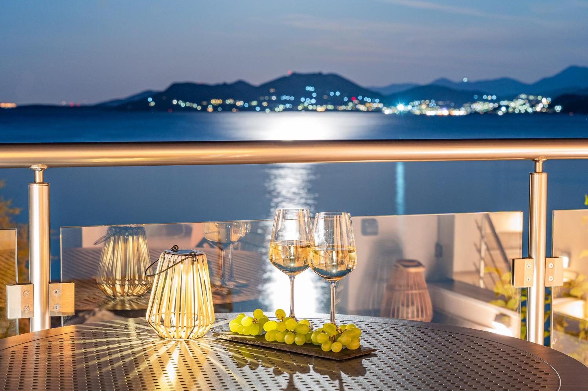 8Moons Boutique Apartments Кокари Екстериор снимка